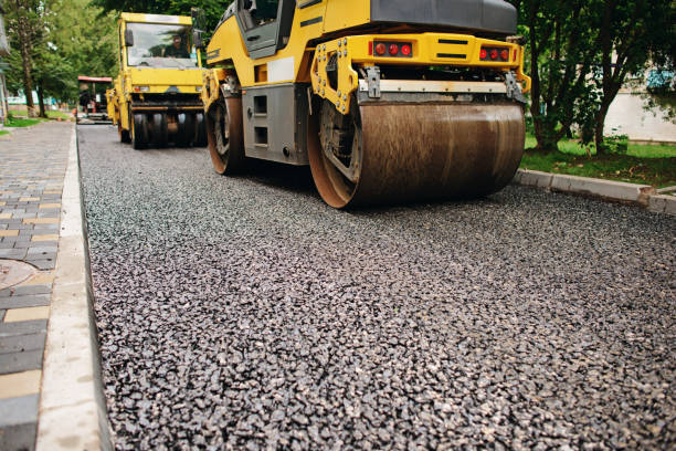Best Driveway Paving Contractor  in Pymatuning Central, PA